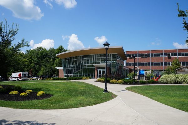 college-75535_1280